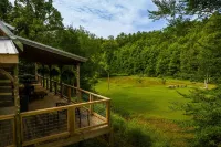 Creekside Cabin, located just minutes from Blowing Rock!