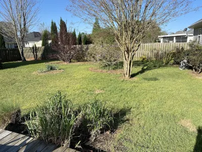 Bright centrally located 3 bed/2 bath with fenced private yard