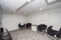 Stylish Home a Block Away from Entertainment