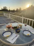 Charming Waterfront Cottage with Boat Ramp and boat docking - Pet Friendly - Country Houses