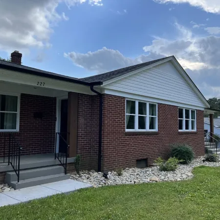 Beautiful 2BD 2BA home in small-town America