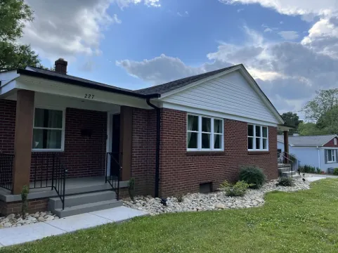 Beautiful 2BD 2BA home in small-town America