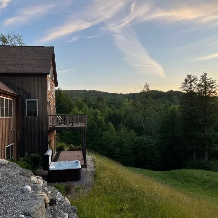 Family Friendly Stratton Home for All Seasons, 7 min to ski mountain