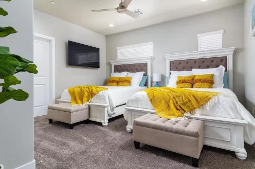 New! - Hot Tub - Escape to Zion