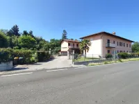 Michelangelo - spacious apartment with view in La Morra