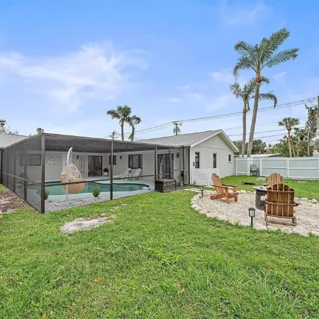 Perfect Sarasota Getaway: Fully Renovated Heated Pool w No Extra Fee -Game Room! Отели в г. Уитфилд
