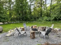 Modern and Spacious Cabin w/ Firepit - Walkable to Beach & Close to Town!