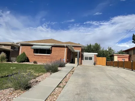 Classic and convenient - 4 bedroom house in the heart of Aurora!