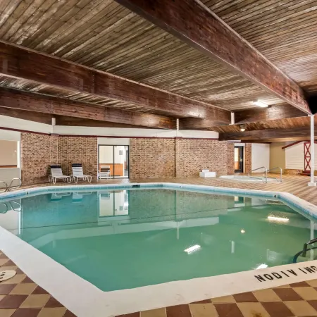 Econo Lodge Manistee