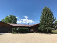 Log home just 32 miles to the east gate of Yellowstone National Park
