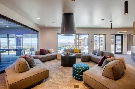 Pet friendly- Modern Studio - Pool+Gym+Arcade