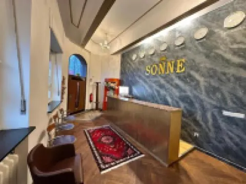 Sonne Hotel