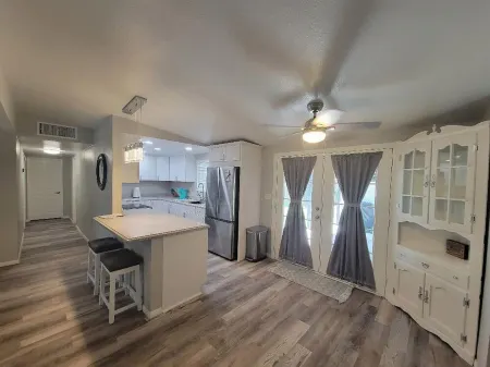 Beautiful peaceful quiet country living