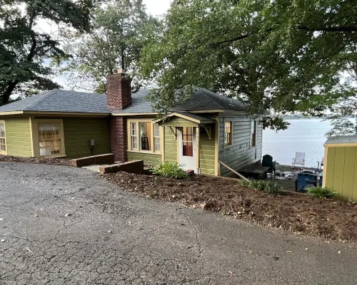 “The View” Lake Front Cottage w/Hot tub 클라인스 호텔