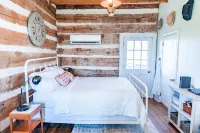 Cozy Crockett's Retreat: Where History Meets Comfort