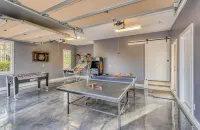 Upscale Big Canoe w/ Mountain View & hot tub. close to Wildcat amenities