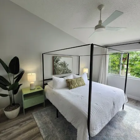 Enjoy Coastal Townhome w/ sunset views! Near The Gulf’s most popular beaches!