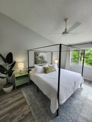 Enjoy Coastal Townhome w/ sunset views! Near The Gulf’s most popular beaches! Hotels near Naughty Monk Brewery