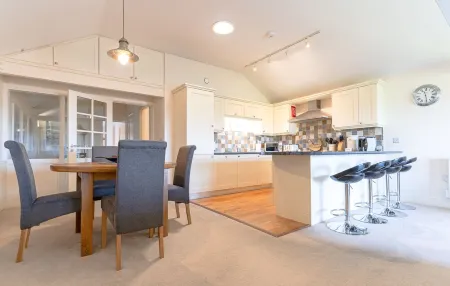 Apartment with Dramatic Views Across to Padstow, the Camel Estuary and the Sea.