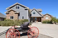 Spacious and Beautiful Private Room located only 30 minutes from Zion!