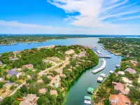 The Treehouse on Lake Travis