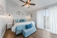 Private Pool. Arcade Room. BBQ Grill. Outside Giant Games. King Size Bed.