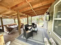 Little Piece of Heaven to retreat yourself 2 min from the Lake