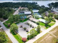 Waterfront Condo 🏖️ Gorgeous View🚤