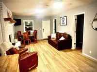 Newly Remodeled River Cabin close to Ft Leonard Wood