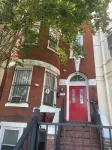 Beautiful Two Level Apt in DC 마운트 베르톤 스퀘어-컨벤션 센터 호텔