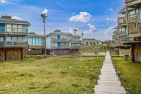 Private Boardwalk to the Beach, Resort Game Room, Heated Pool, Private Parking