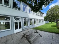 We Can Accommodate up to 15 People, 3000m² Garden, Terrace, Barbecue.