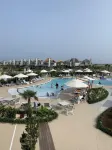 Renovated! Both club options available! Great location next to beach & BHI Club!