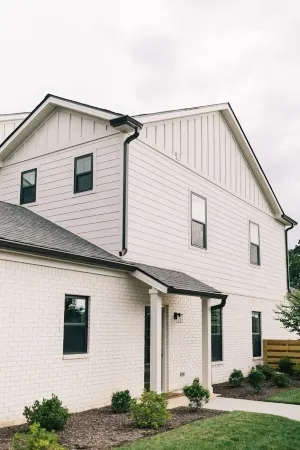 Cozy, Clean Home for Family or Friends