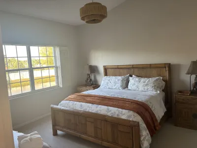 Apartment At IMG Academy Hotels near Lighthouse at Heritage Harbour