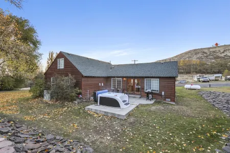 Big Bear Ranch House