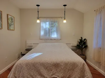 Cozy Home Minutes from Lewes and Rehoboth Beach Hotels near Milton Memorial Park