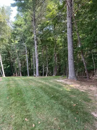 Charming 2-bedroom apartment in lovely Hendersonville with AC, WiFi