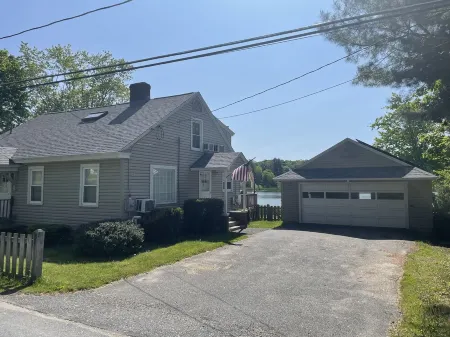 Cozy lake house with hot tub. Enjoy everything the Berkshires have to offer!