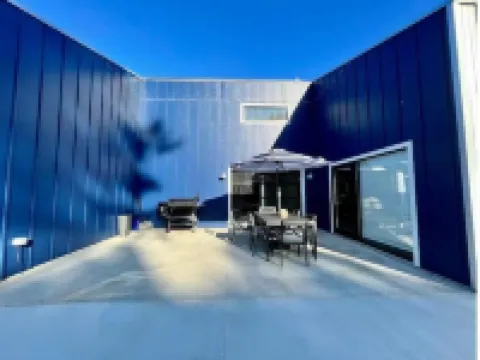 The Retreat: HotTub/FirePit/Wineries/Beach/Nature Hotels in Lake Charter Township