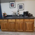 Spacious place w/ outside kitchen.  Close to the Apple River and so much more. - Homestays