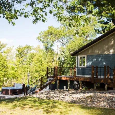 NEW - The Boardwalk on North Long Lake Brainerd with Hot Tub, Pet-Friendly