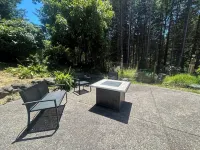 Majestic and Tranquil Retreat, amazing property and landscaping- Corvida House Hotels near Cape Mendocino Lighthouse(At Shelter Cove)