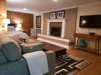 Modern Mountain Escape - Private Fireplace & Views