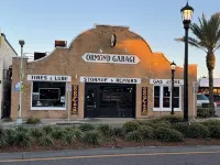 Funky, Fabulous, & Hip MCM Vibe Beach House~Walk to Beach~1 King Bed~2 Queen Bed