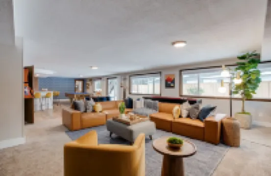 Evergreen Retreat - Large 6 Bedroom Home