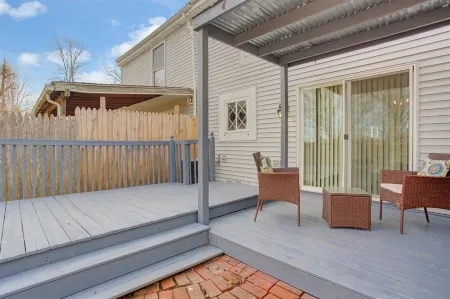 Your Home away from Home! Отели в г. Рединг