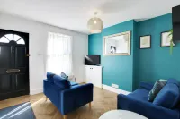 Delightful two bedroom cottage near town centre