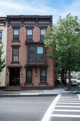 5th and Grand - Lovingly Restored Brownstone Troy NY Unit 1
