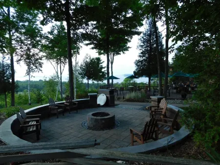 Egg Harbor Getaway - Landmark Resort - Cozy 1 Bedroom Wood-View!